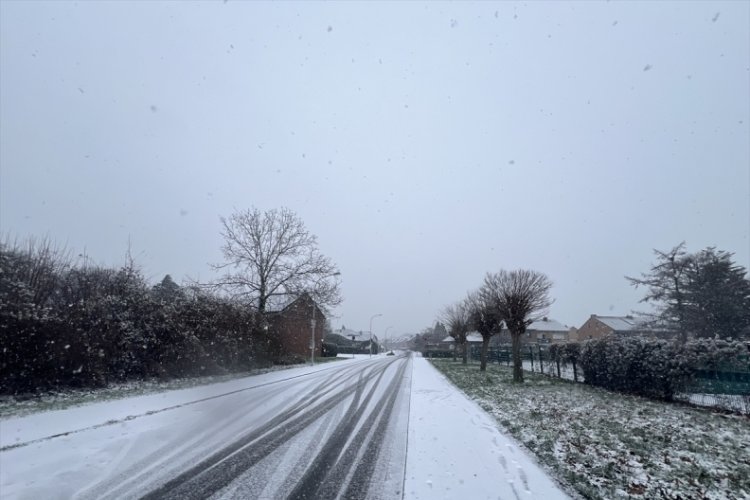 Almanya'da u&ccedil;ak seferlerine hava engeli!