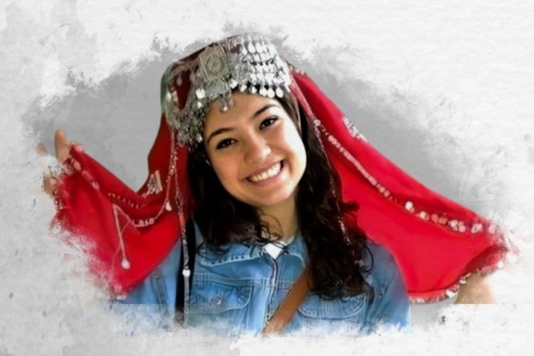 Geleceğin &ouml;ğretmenleri "Ayb&uuml;ke: &Ouml;ğretmen Oldum Ben" filmini izledi