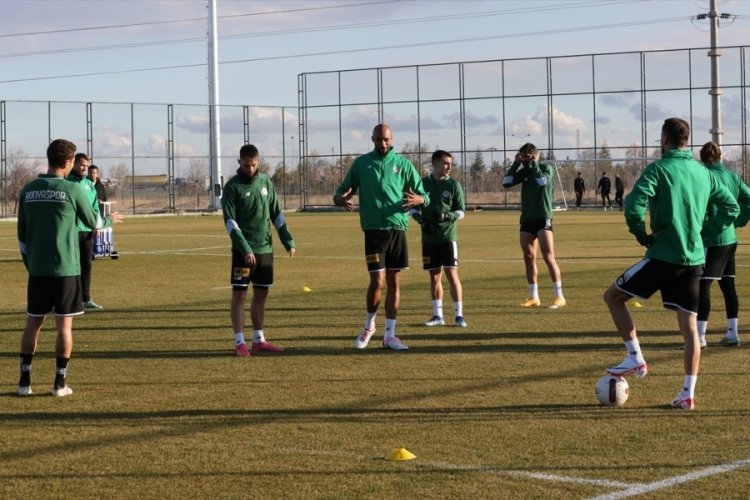 Konyaspor, G&ouml;ztepe ma&ccedil;ı hazırlıklarını tamamladı