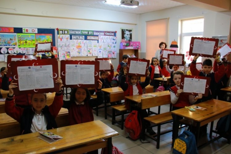 Yarıyıl tatili i&ccedil;in son ders zili yarın &ccedil;alacak