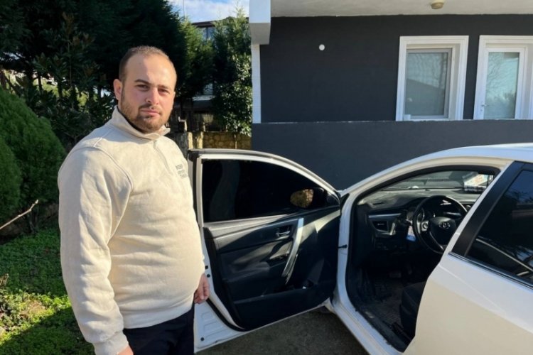 Markete gitti, d&ouml;nd&uuml;ğ&uuml;nde otomobilinde başkasını g&ouml;rd&uuml;