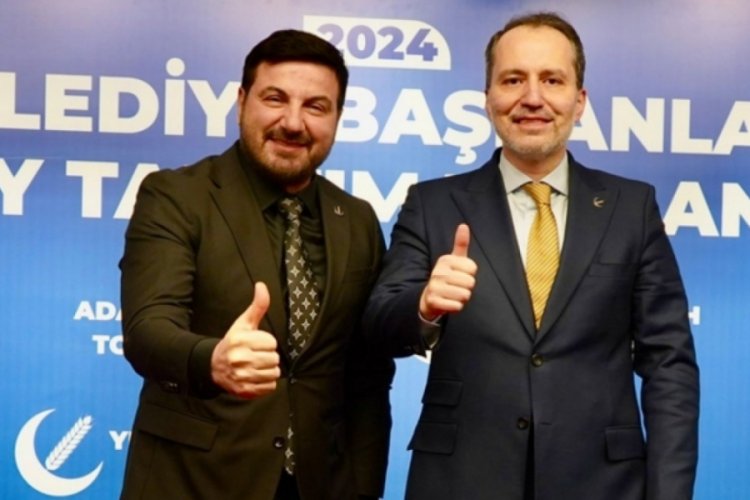 Sanat&ccedil;ı Davut G&uuml;loğlu Yeniden Refah Partisi'nden belediye başkan adayı oldu