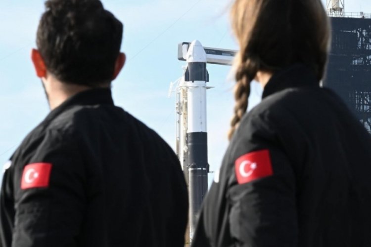 Bakan Kacır ve ekibi "uzay yolculuğunu" değerlendirdi