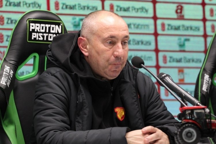 Stanimir Stoilov: Rakibimizden &ccedil;ok daha fazla gol fırsatı yakaladık