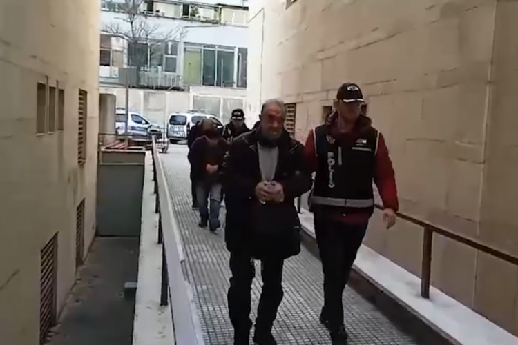 Bursa'da tefecilik operasyonu: 3 tutuklama
