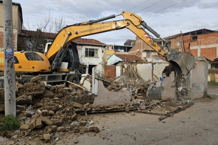 Bursa'da Osmangazi yıkıyor, mahallelerin &ccedil;ehresi değişiyor