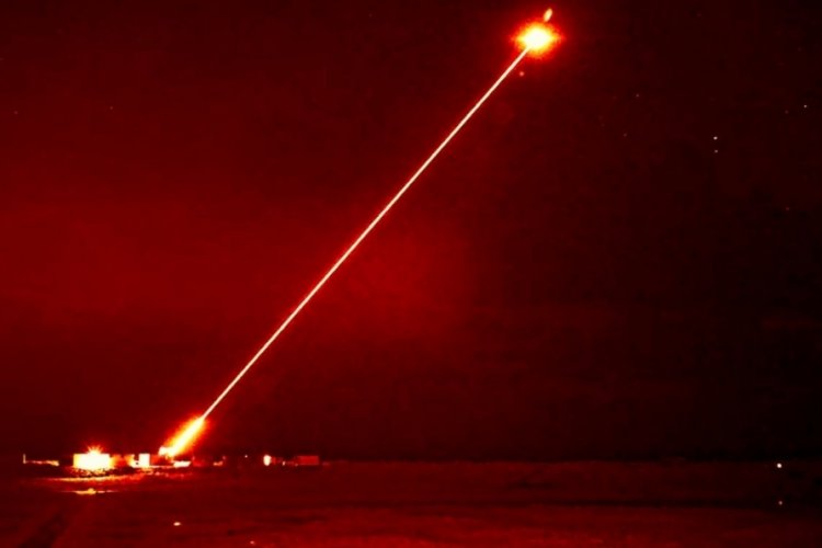 İngiltere'nin son teknoloji lazer silahı: Ejderha Ateşi