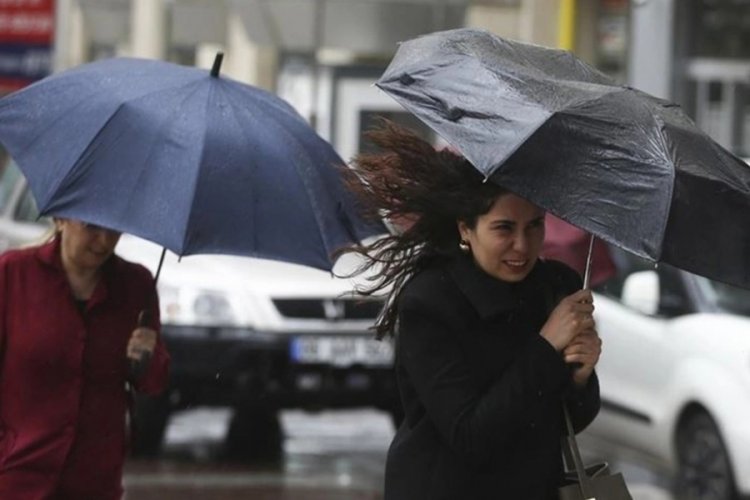 İstanbul Valiliğinden "kuvvetli fırtına" uyarısı!