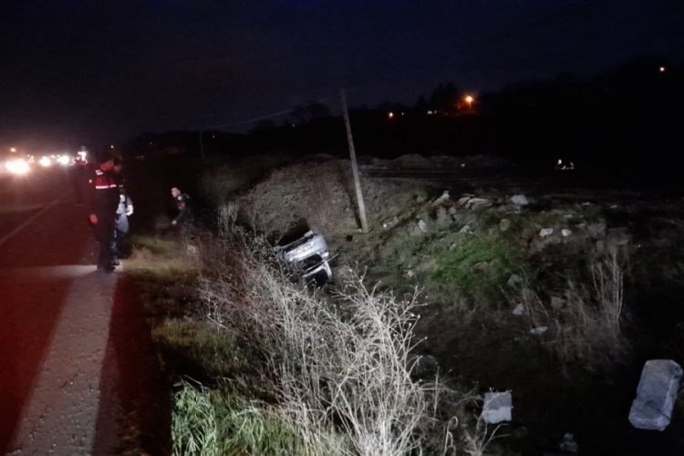 Samsun'da otomobil kanala u&ccedil;tu: 1 yaralı