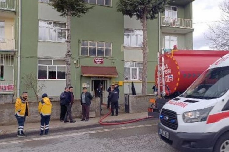 Konya'da evde patlama: 1'i ağır 4 kişi yaralandı
