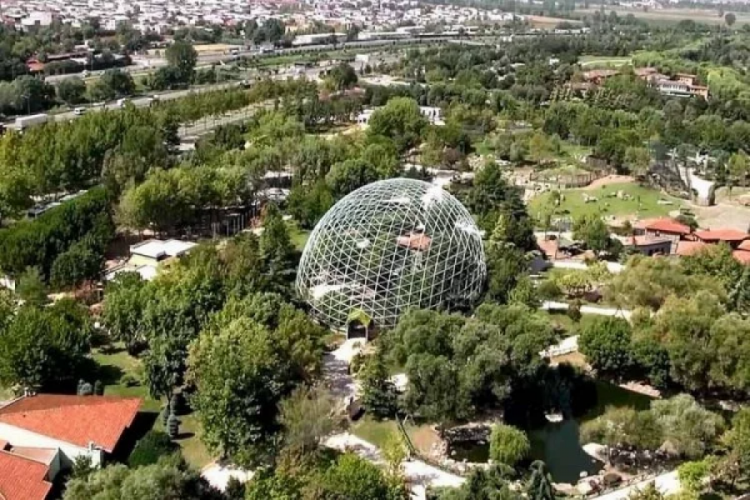 Bursa B&uuml;y&uuml;kşehir'li &ccedil;ocuklara karne hediyesi!