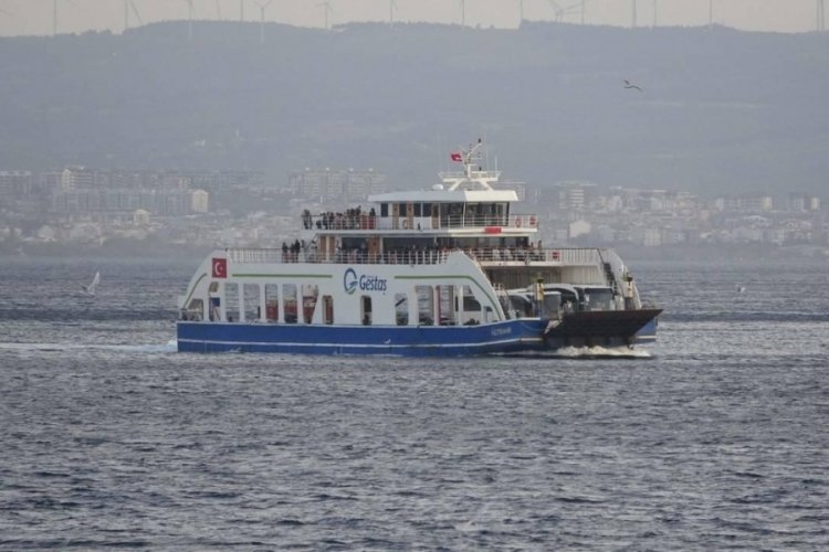 &Ccedil;anakkale Boğazı 10 knot altındaki t&uuml;m gemiler i&ccedil;in transit ge&ccedil;işlere kapatıldı