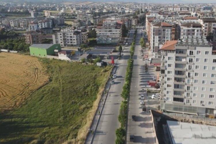 Asrın felaketi sonrası yok olan mahallenin deprem &ouml;ncesi ve sonrası hali y&uuml;rek burktu
