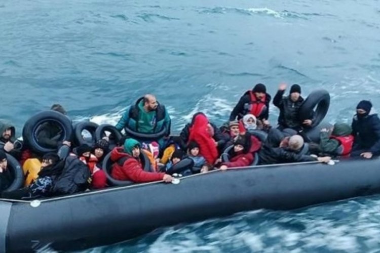 &Ccedil;anakkale a&ccedil;ıklarında 33 ka&ccedil;ak g&ouml;&ccedil;men yakalandı