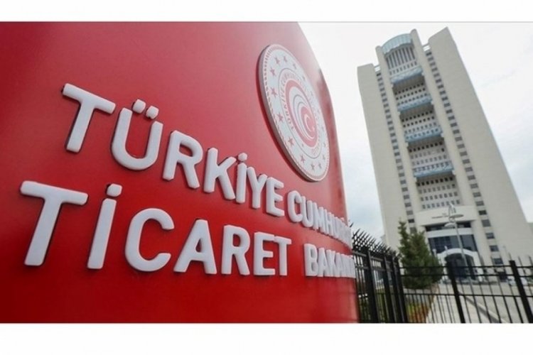 G&uuml;mr&uuml;klerde 2,5 milyar liralık tasfiyelik eşya ekonomiye kazandırıldı