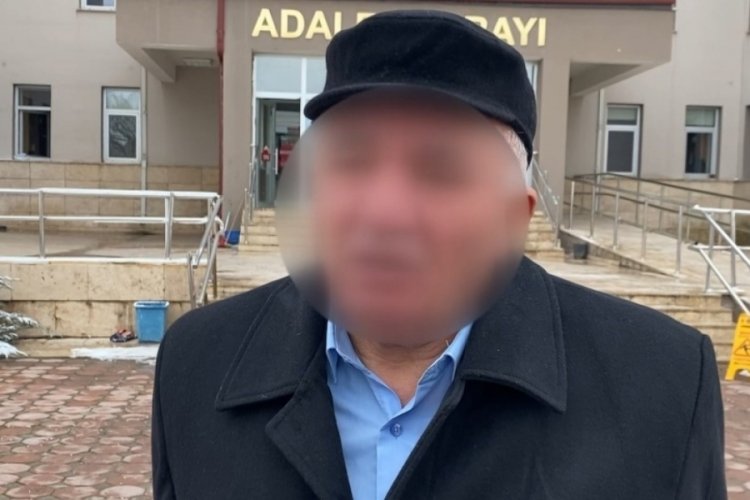 Kuran-ı Kerim'e ayağıyla basan kişiye ev hapsi!  "Yaptığımın farkında değilim"