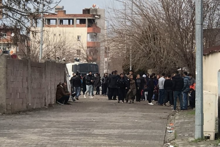 Batman'da 1 kişinin &ouml;ld&uuml;r&uuml;ld&uuml;ğ&uuml; kavgada bir kişi daha silahla vuruldu
