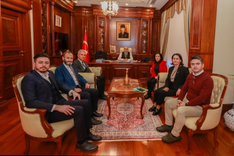 Fevzi &Ccedil;akmak ve beraberindeki heyet Bursa Valisini ziyaret etti