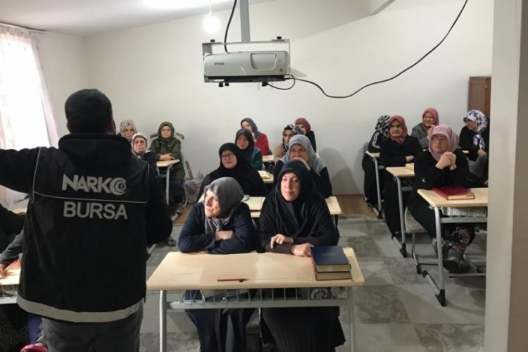Bursa'da Narkotik Su&ccedil;larla M&uuml;cadele Şube M&uuml;d&uuml;rl&uuml;ğ&uuml;nden eğitim