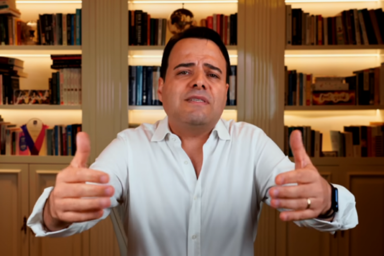 &Ouml;zg&uuml;r Demirtaş herkesi uyardı!