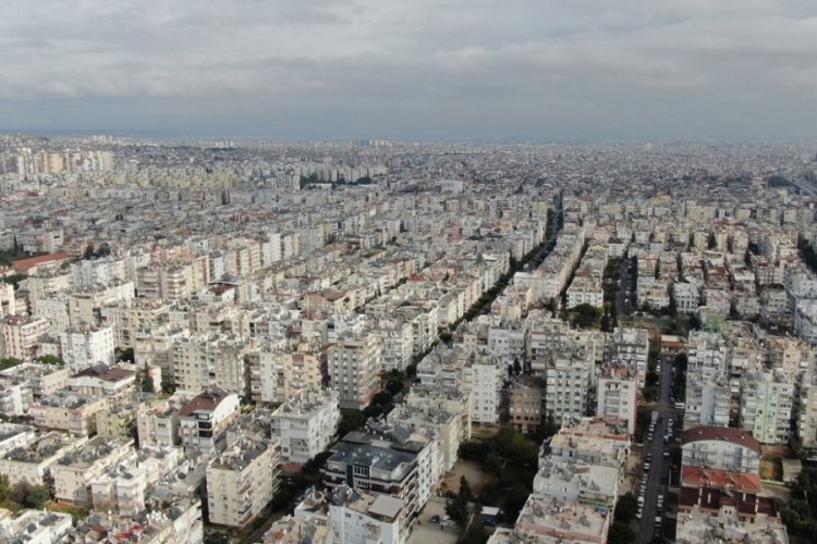 Antalya'da tersine g&ouml;&ccedil; başladı: Konut fiyatları ve kirada d&uuml;ş&uuml;ş