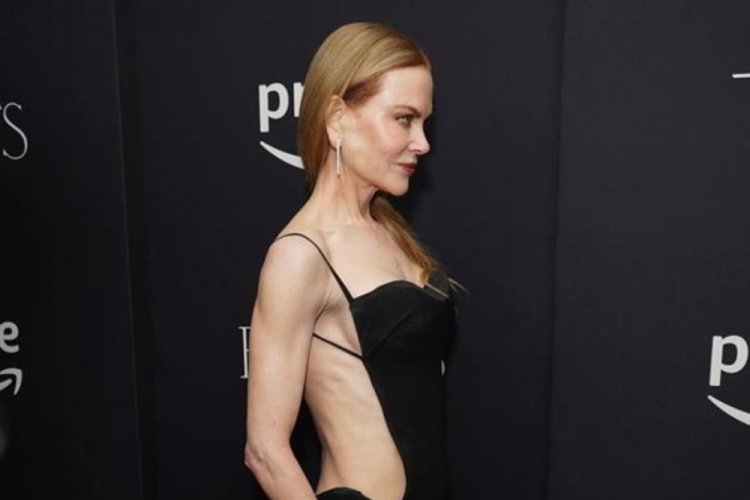 Nicole Kidman derin dekoltesiyle galada poz verdi