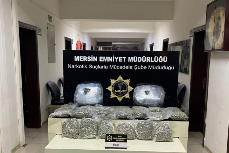 Mersin'de aranan şahıs 23 kilo esrarla yakalandı