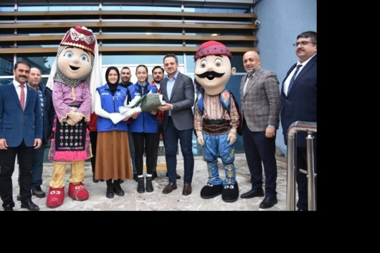 Gen&ccedil;lik ve Spor Bakan Yardımcısı Dr. Enes Eminoğlu gen&ccedil;lerle buluştu