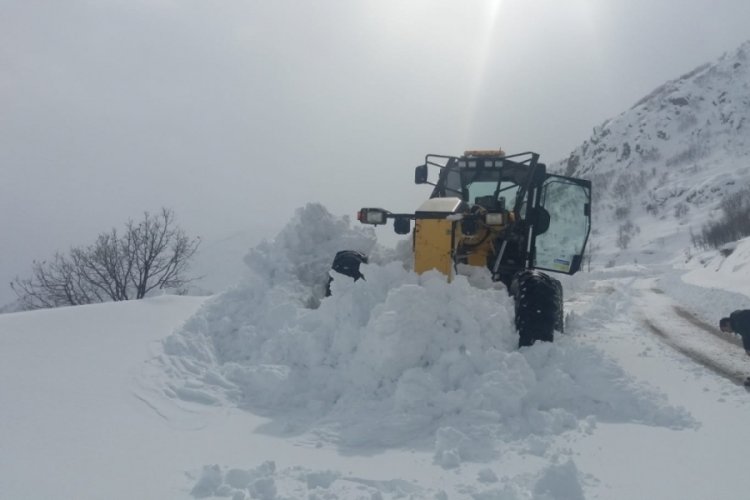 Doğu Karadeniz'de 74 k&ouml;yle ulaşım sağlanamıyor