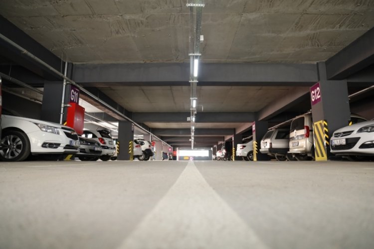 İstanbul'da tepki &ccedil;eken otopark &uuml;cretleri!