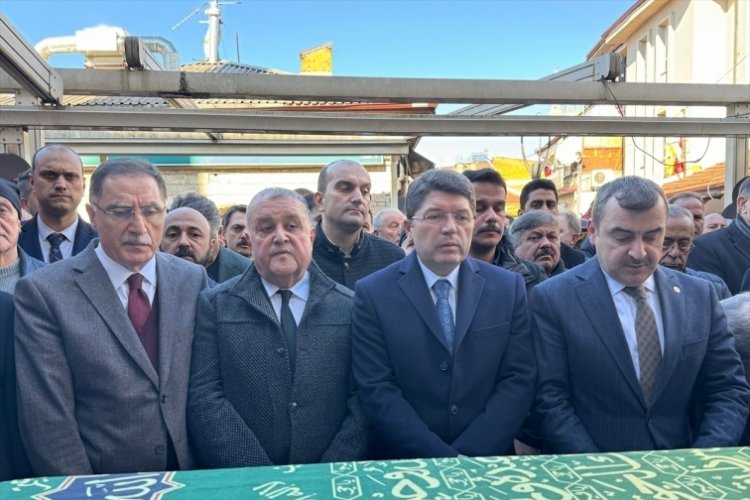 Yılmaz Tun&ccedil;, Bartın Belediye Başkanı Fırıncıoğlu'nun eşinin cenaze t&ouml;renine katıldı