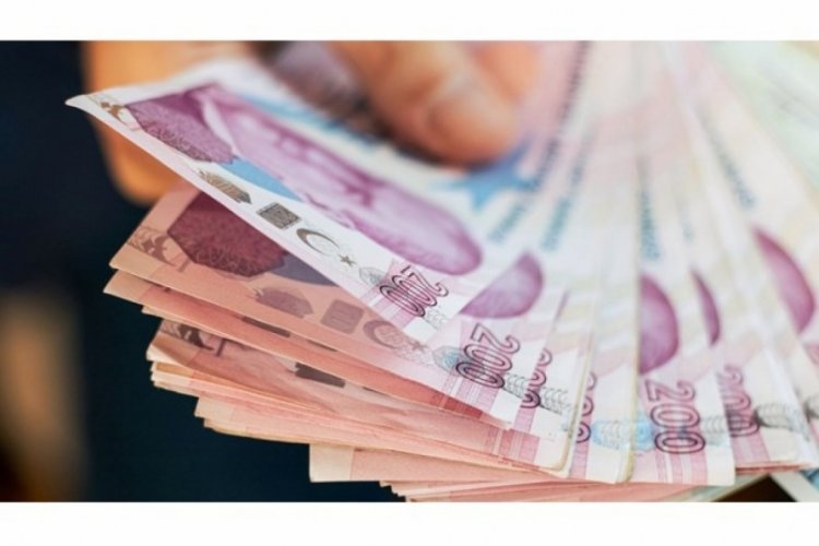 200 TL'lik banknot piyasayı ele ge&ccedil;irdi