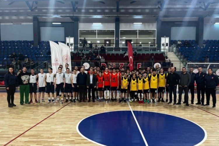 D&uuml;zce'de basketbol yerel liginin şampiyonu belli oldu