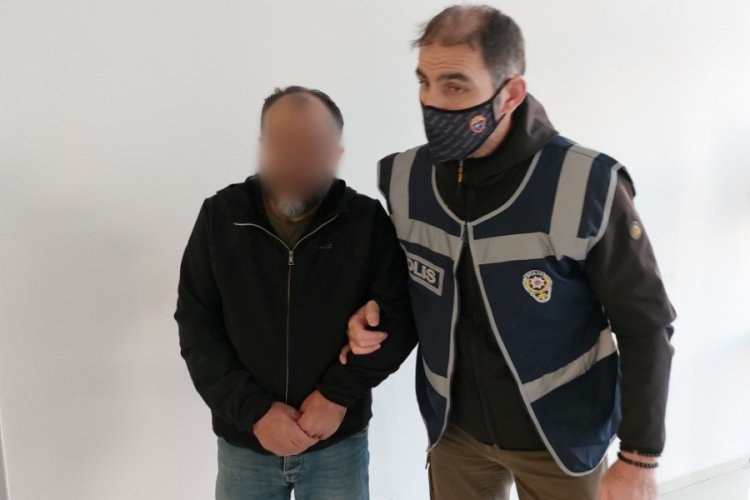 Samsun'da eşini rahatsız eden adamı bı&ccedil;akladı!