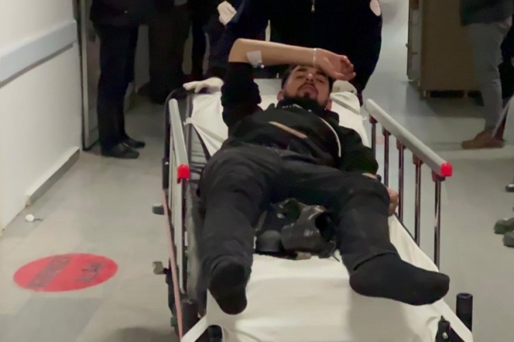 Aksaray'da gen&ccedil;ler kavga etti! 1 kişi bı&ccedil;akla yaralandı