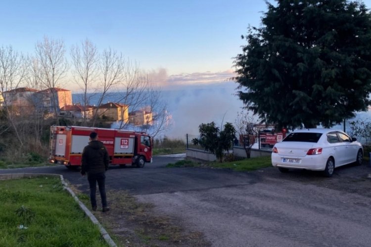 Sinop'ta korkutan yangın: Lastik deposu alev aldı