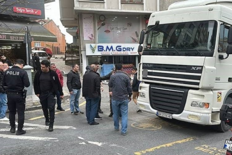 Ukrayna'dan bin 500 kilometre yol geldi, İstanbul'da yaşlı adama &ccedil;arptı