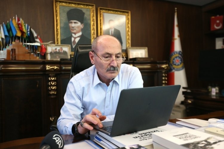 Bursa Emniyet M&uuml;d&uuml;r&uuml; Zaimoğlu, AA'nın "Yılın Kareleri" oylamasına katıldı