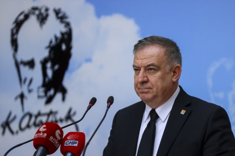 CHP Genel Başkan Yardımcısı Zeybek, basın toplantısı d&uuml;zenledi