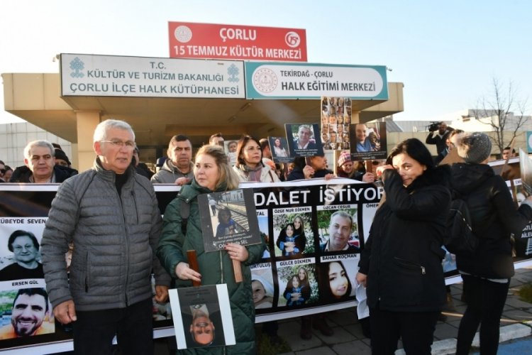 &Ccedil;orlu'da 25 kişinin &ouml;ld&uuml;ğ&uuml; tren kazası davasında bilirkişi incelemesi talebine ret!