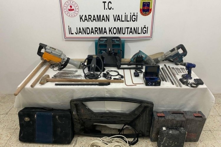 Karaman'da ka&ccedil;ak kazı yapan 5 kişi yakalandı