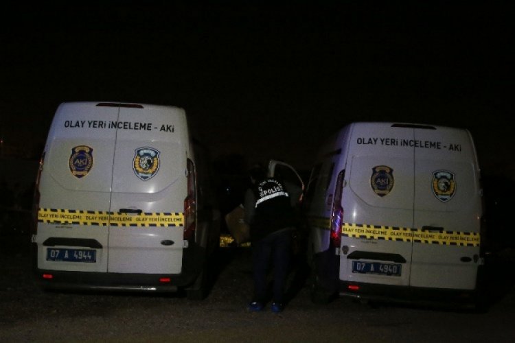 Antalya'da amcasının oğlunu silahla vurarak &ouml;ld&uuml;ren kişi tutuklandı