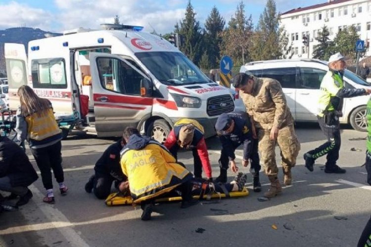Ordu'da taksinin &ccedil;arptığı 2 kadından 1'i hayatını kaybetti