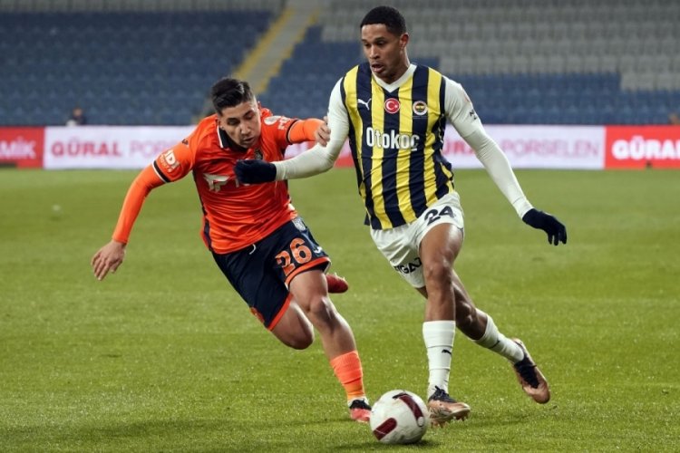 Fenerbah&ccedil;e'de Oosterwolde cezalı duruma d&uuml;şt&uuml;