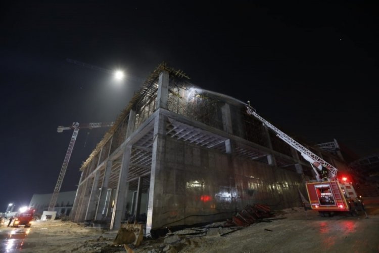 Mersin'deki fabrika yangını s&ouml;nd&uuml;r&uuml;ld&uuml;