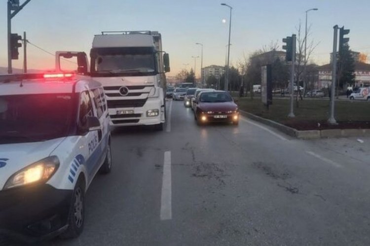 Kastamonu'da kamyonun &ccedil;arptığı kadın &ouml;ld&uuml;