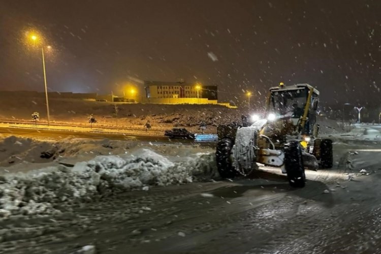 Van'da 201 yerleşim yerinin yolu ulaşıma kapandı