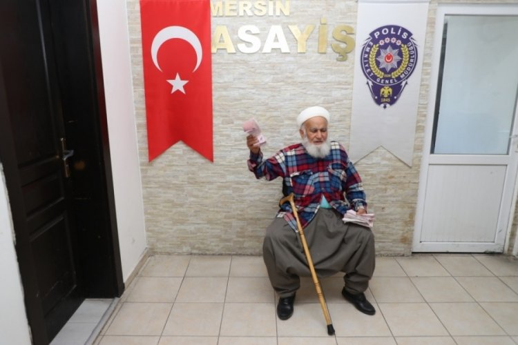 Mersin'de 78 yaşındaki yaşlı adam dolandırılmaktan son anda kurtuldu
