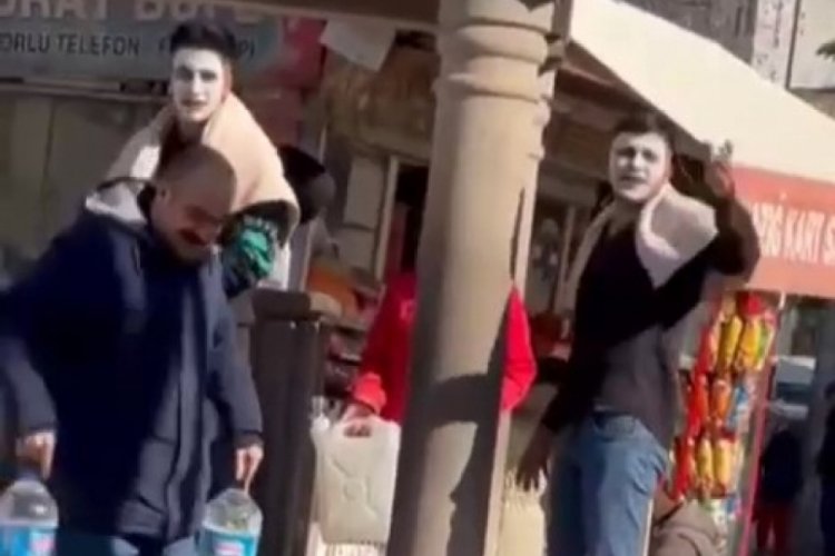 Kuaf&ouml;rde tıraş olurken sular kesildi!