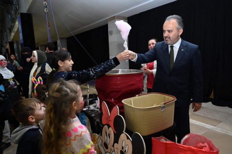 Bursa B&uuml;y&uuml;kşehir yetimlerine sahip &ccedil;ıkıyor!